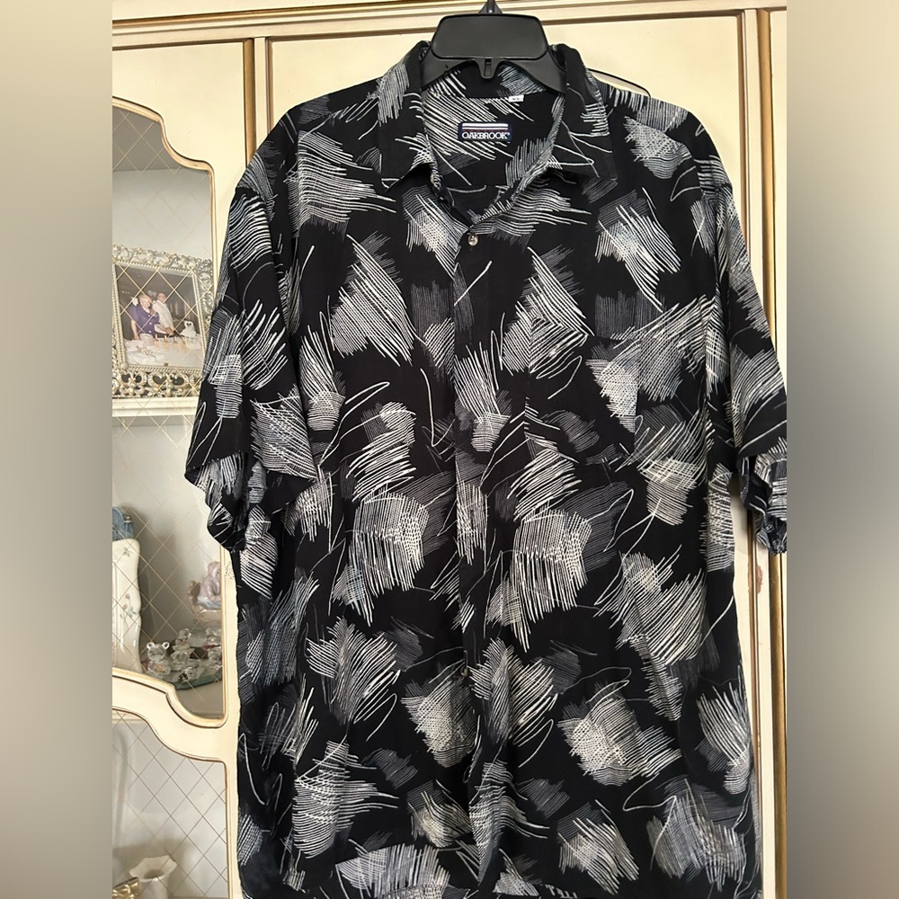 Oakbrook excellent condition men’s print casual shirt size XL